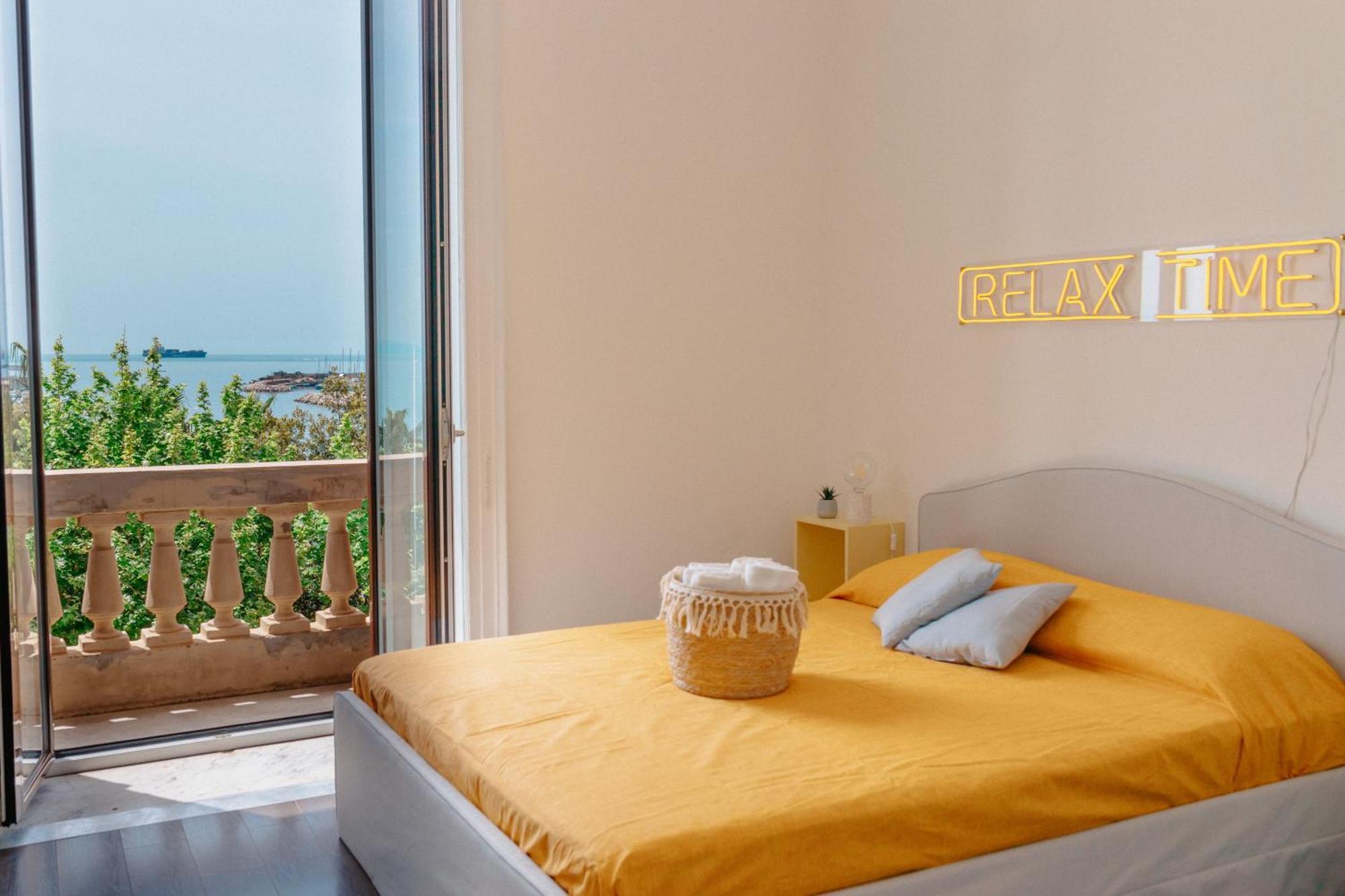 Blue Sea View Apartment Salerno Exterior photo
