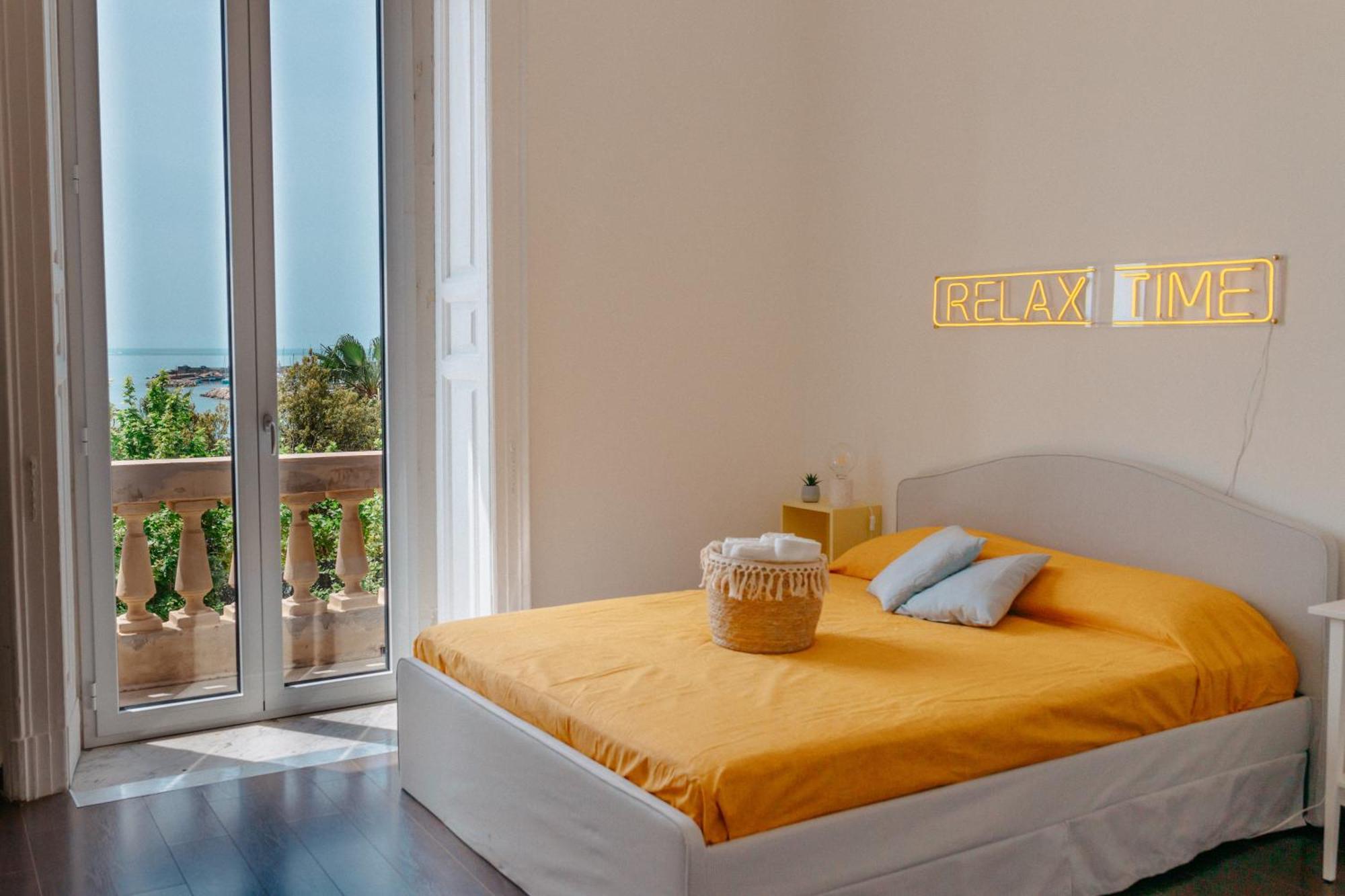 Blue Sea View Apartment Salerno Exterior photo