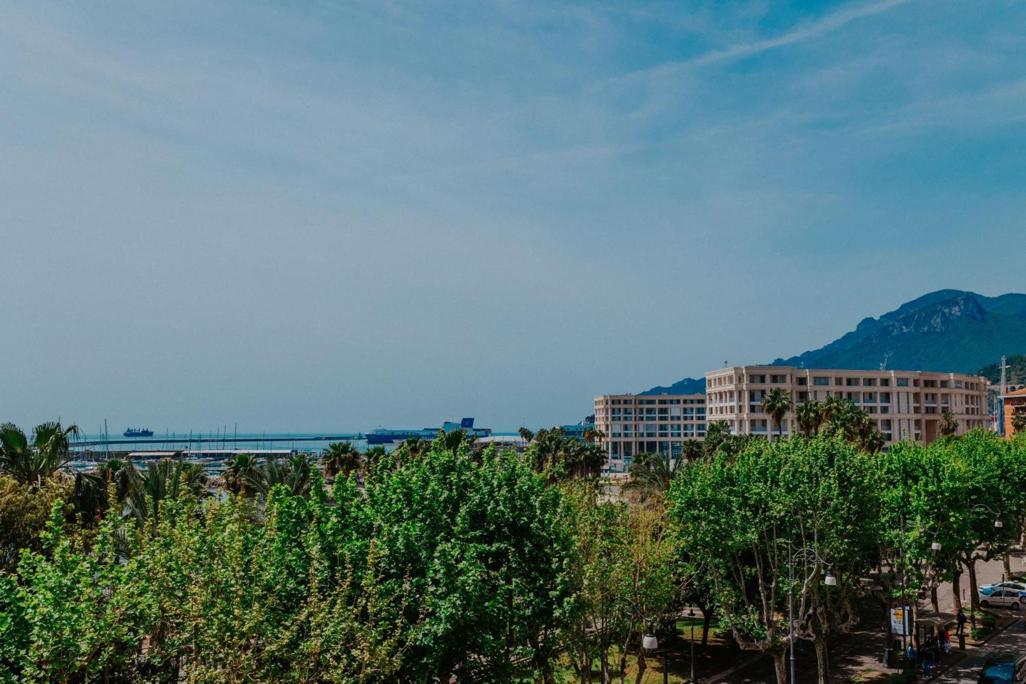 Blue Sea View Apartment Salerno Exterior photo